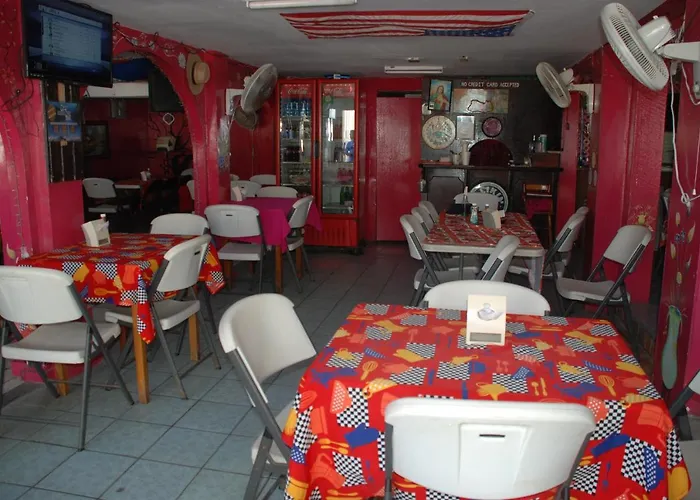 Coastalbay 2 & Golf Cart Hotel San Pedro (Ambergris Caye)