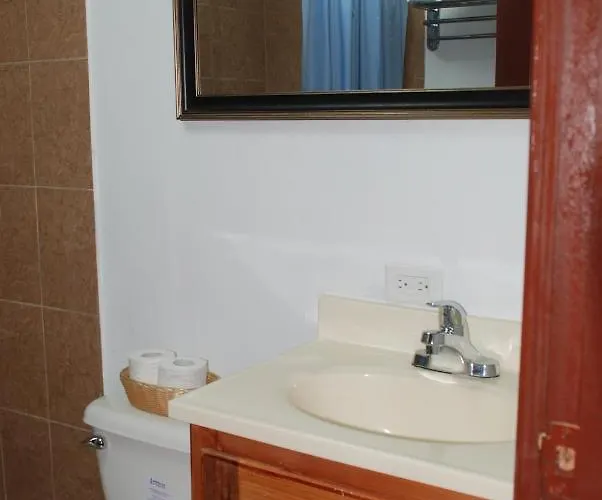 Coastalbay 2 & Golf Cart Hotel San Pedro (Ambergris Caye)
